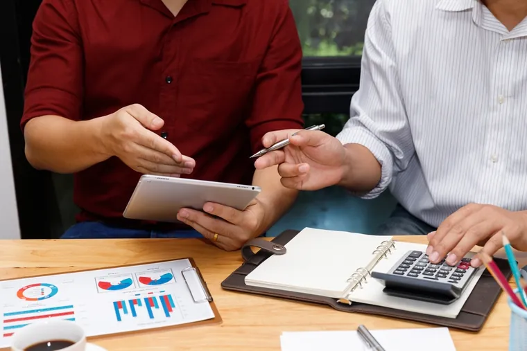 Accounting and bookkeeping concept image illustrating Accounting and Bookkeeping Services in Dubai: Why is the