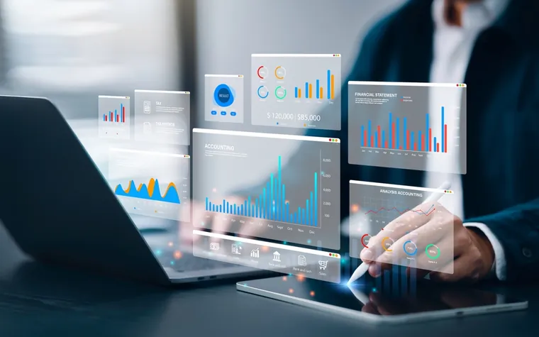 Financial advisory concept image illustrating The Role of Management Reporting in UAE Accounting and